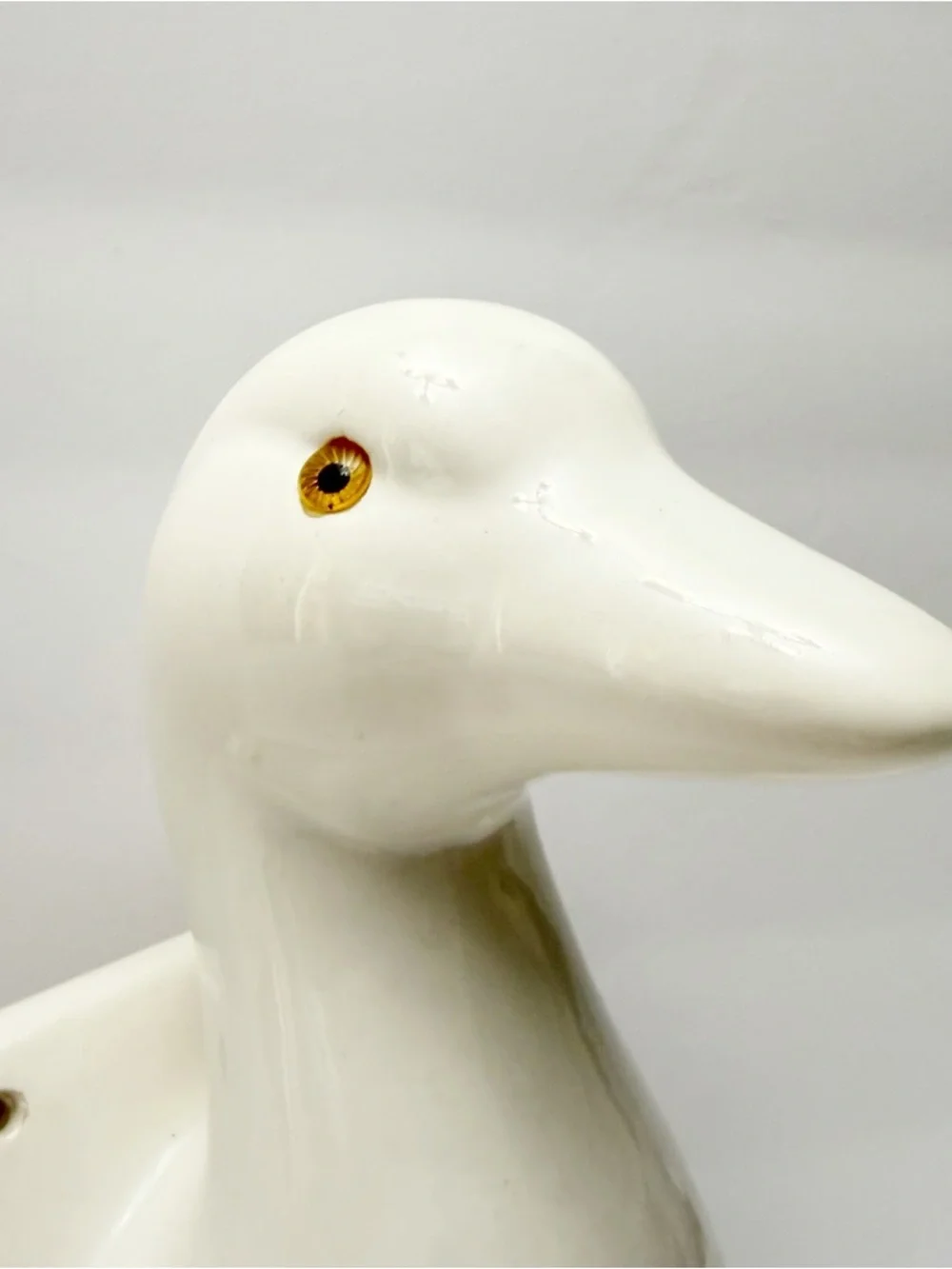 Vintage White Ceramic Duck Head Wall Mount Hook Apron Towel Holder